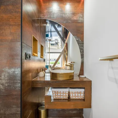 Dom wakacyjny Ambassador Elegance And Comfort Steps From The Naturist