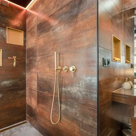 Ambassador Elegance And Comfort Steps From The Naturist Agde