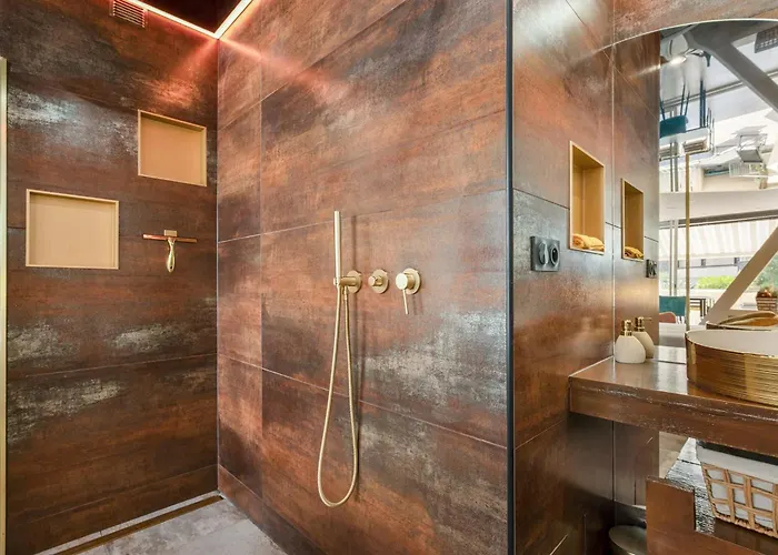 Ambassador Elegance And Comfort Steps From The Naturist アグド