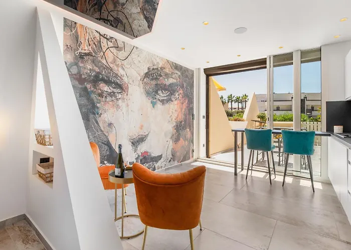 Ambassador Elegance And Comfort Steps From The Naturist 別荘 アグド